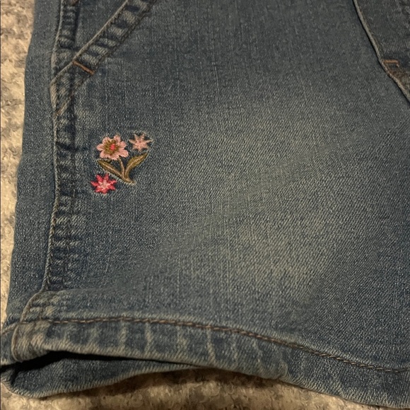 OshKosh B'gosh Blue Denim Overalls with Pink Floral Accents Size 5T - Picture 2 of 7
